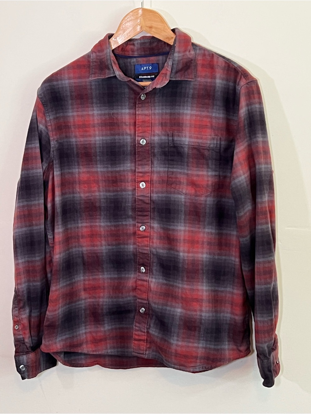 Apt. 9 Red and Black Plaid Long-Sleeve Button-Down Shirt